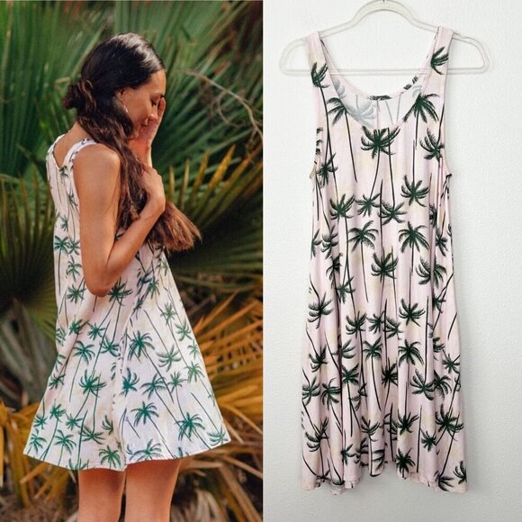 Vermilli Hawaii Womens Medium Large Valentine Pink Soaring Palm Tree Dress - Picture 1 of 8